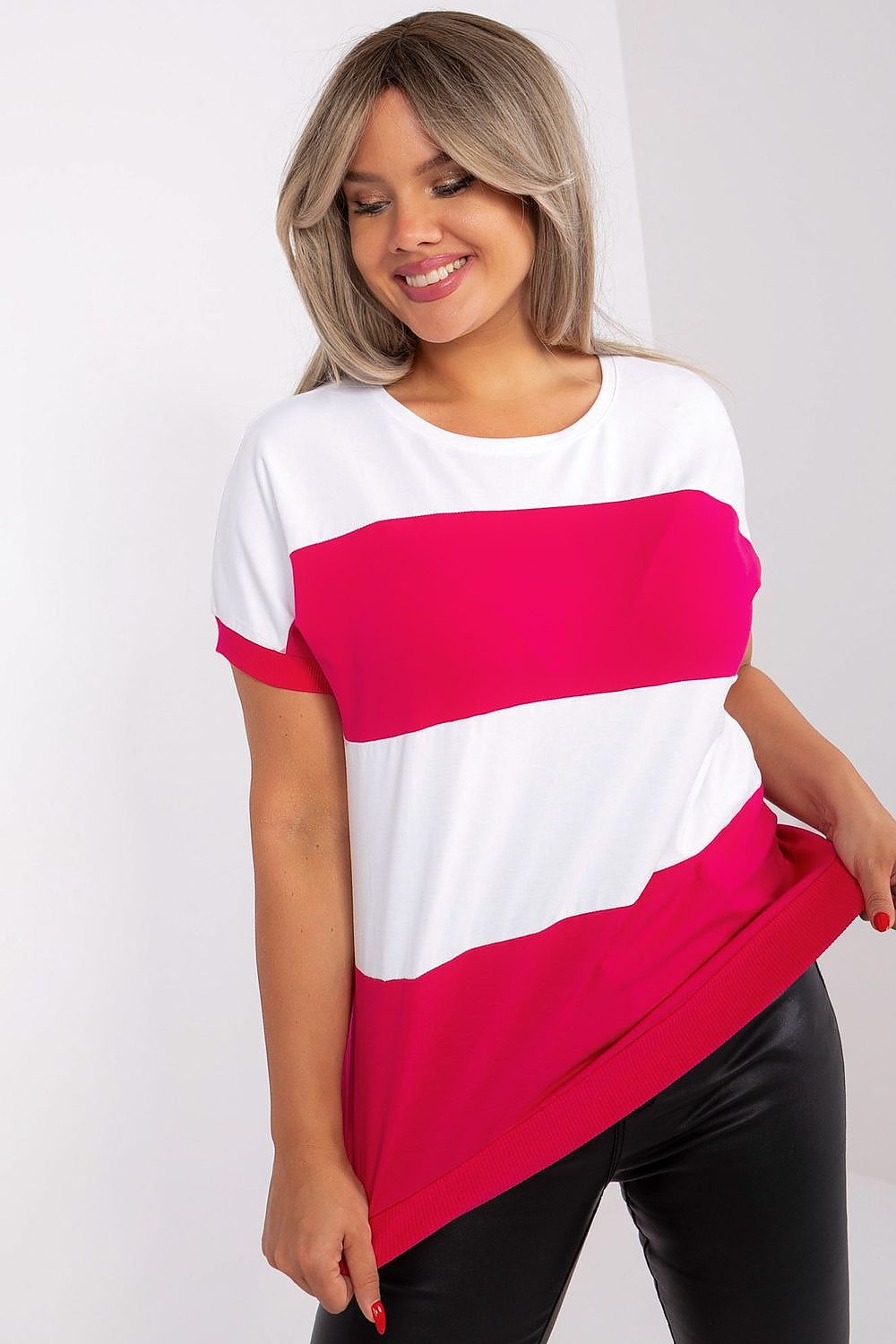 Plus size blouse model 182739